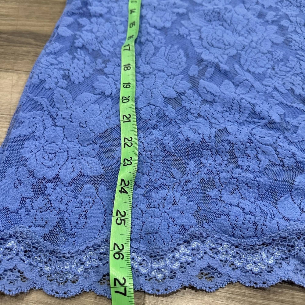 Victoria’s Secret Blue Floral Lace Bodycon Mini Dress - Picture 4 of 4
